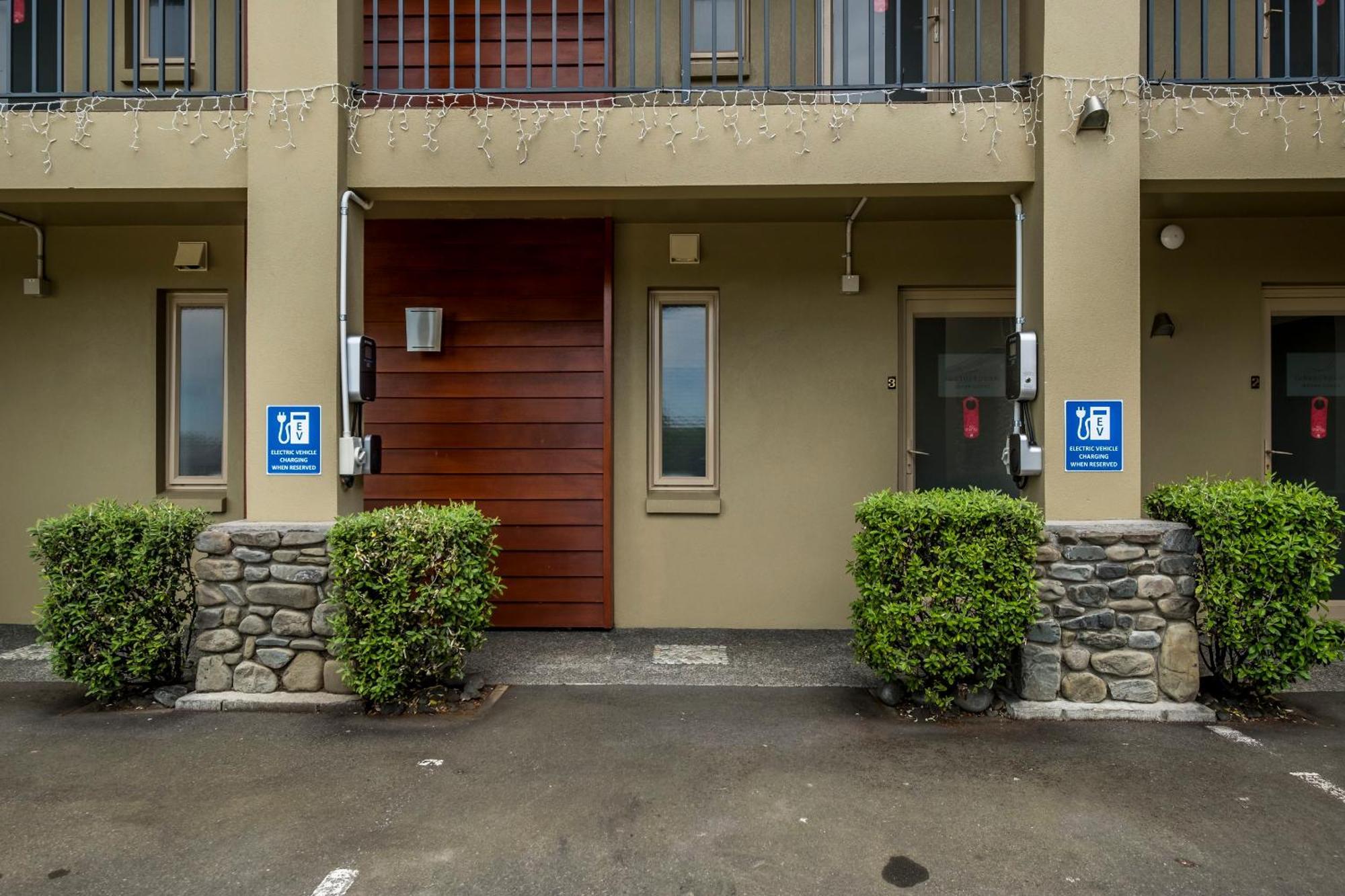 Tussock Peak Lodge Hanmer Springs Exterior foto